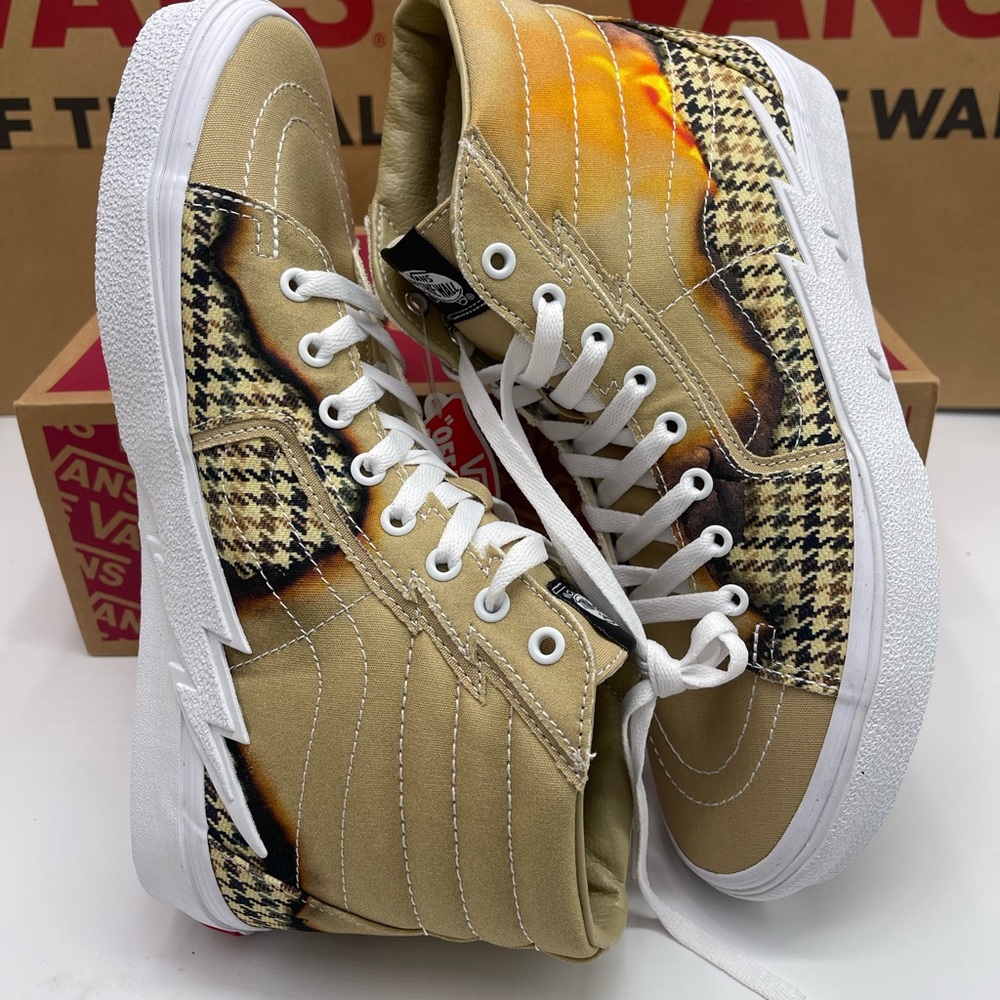 Vans WMNS Sk8-Hi Bolt (Big Reveal) Taos Taupe Sneakers 
 Houndstooth Pattern - Picture 11 of 16